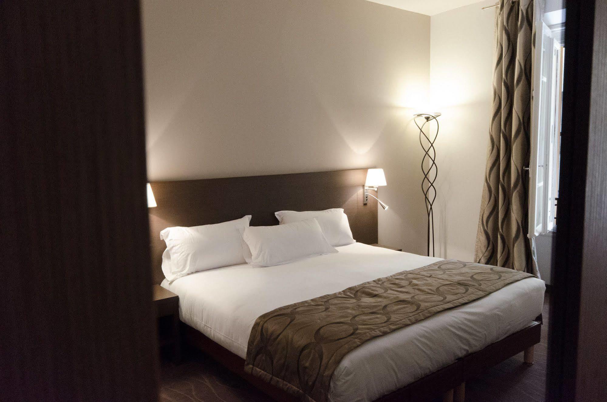 Hotel Carolina Cannes Eksteriør billede